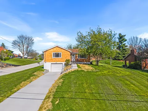 818 Mary St, Villa Hills, KY 41017