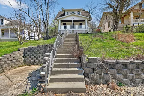 593 Waterworks Rd, Fort Thomas, KY 41075