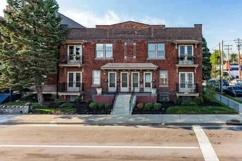 229-235 W 4th St, Covington, KY 41011