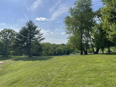 9230 E Bend Rd, Burlington, KY 41005 photo 6