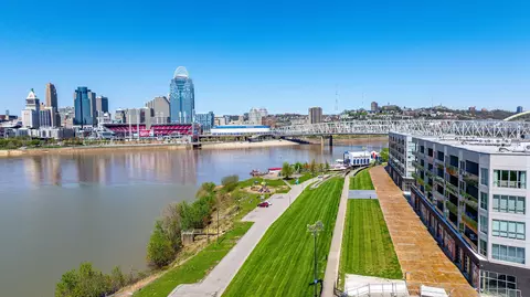 600 Ovation Way #312, Newport, KY 41071