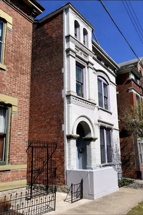 326 W 8th St, Covington, KY 41011