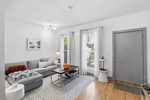 Living - 1410 Scott St, Covington, KY 41011 photo 3 of 9
