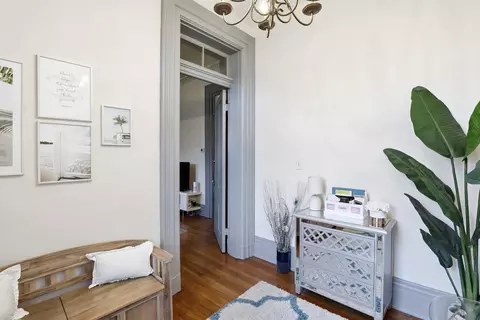 Entry Way - 1410 Scott St, Covington, KY 41011 photo 2 of 4