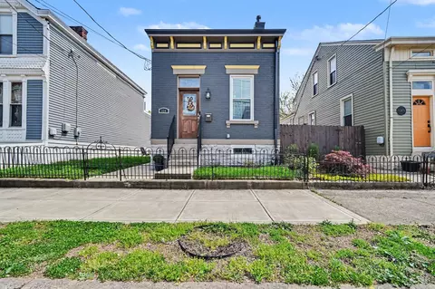 324 W 9th St, Newport, KY 41071