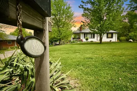 886 Independence Station Rd, Independence, KY 41051