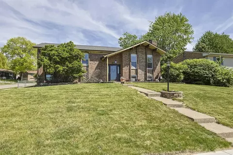 826 Eastland Dr, Villa Hills, KY 41017