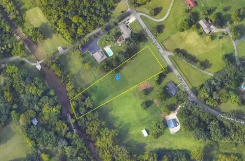 5604 Chenoweth Run Rd, Louisville, KY 40299