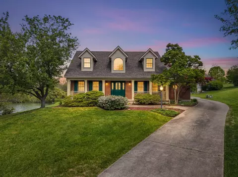 758 Lakewood Dr, Taylor Mill, KY 41015