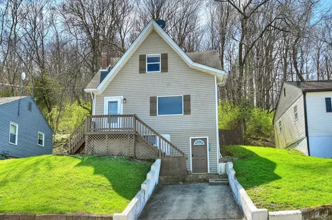 623 Cleveland Ave, Taylor Mill, KY 41015