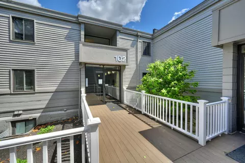 102 Winding Way #K, Covington, KY 41011
