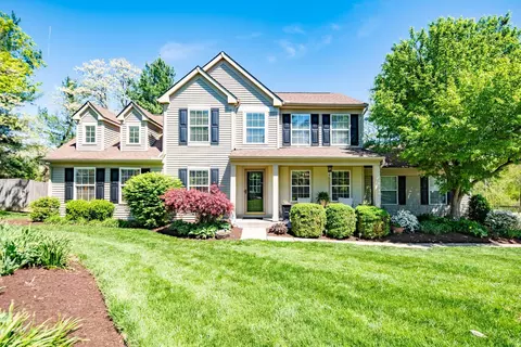 5504 Carry Back Dr, Burlington, KY 41005