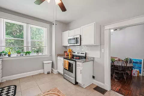 Kitchen - 727-729 Lewis St, Covington, KY 41011 photo 4 of 4