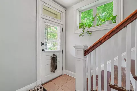 Entry Way - 727-729 Lewis St, Covington, KY 41011 photo 4 of 4