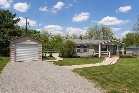 53 Hogg Ridge Rd, Williamstown, KY 41097