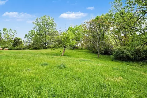 8892 Washington Trace Rd, California, KY 41007