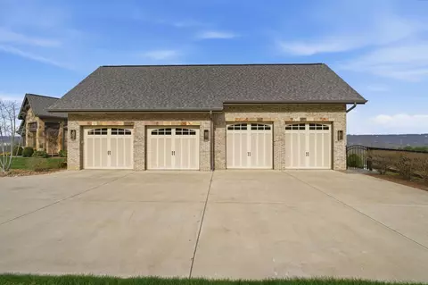 Exterior - 1 Rivers Pointe Dr, Hebron, KY 41048 photo 16 of 16