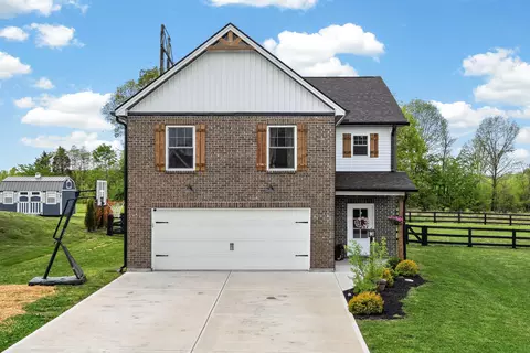 570 Claiborne Dr, Dry Ridge, KY 41035