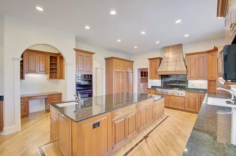 Kitchen - 114 W Maple Ave, Fort Mitchell, KY 41011 photo 2 of 3
