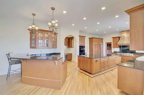 Kitchen - 114 W Maple Ave, Fort Mitchell, KY 41011 photo 3 of 3