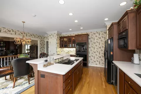 Kitchen - 2041 Edenderry Dr, Fort Mitchell, KY 41017 photo 3 of 3