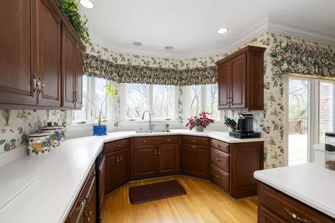 Kitchen - 2041 Edenderry Dr, Fort Mitchell, KY 41017 photo 2 of 3