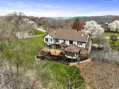 View/Area - 2041 Edenderry Dr, Fort Mitchell, KY 41017 photo 3 of 5