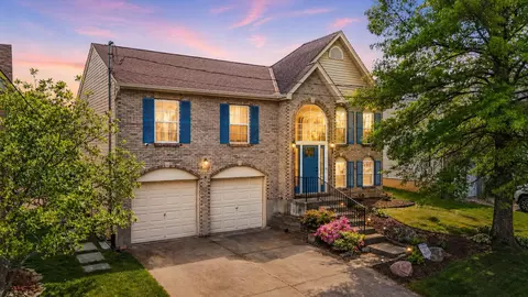 1015 Shadowridge Dr, Elsmere, KY 41018