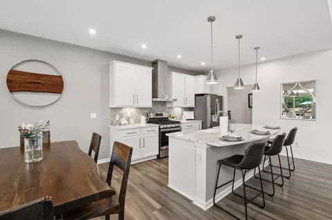 Kitchen - 3908 Circollo Dr, Covington, KY 41017 photo 1 of 5