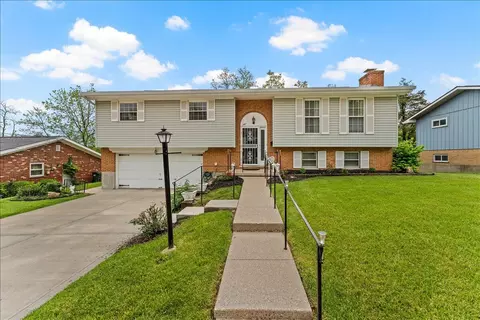 9 Bonnie Ln, Southgate, KY 41071