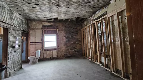 Bedroom - 1508 Kavanaugh St, Covington, KY 41011 photo 2 of 3