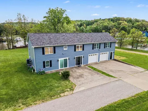 95 Waterside Dr, Sparta, KY 41086