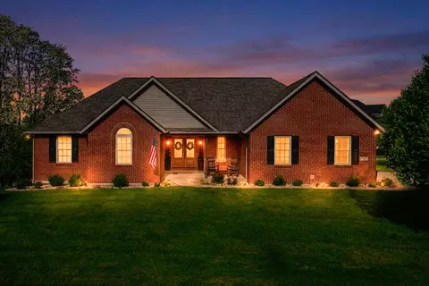 130 Lexington Trl, Dry Ridge, KY 41035