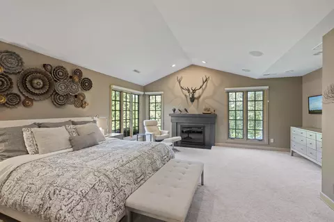 Bedroom - 1960 Edenderry Dr, Fort Mitchell, KY 41017 photo 1 of 6