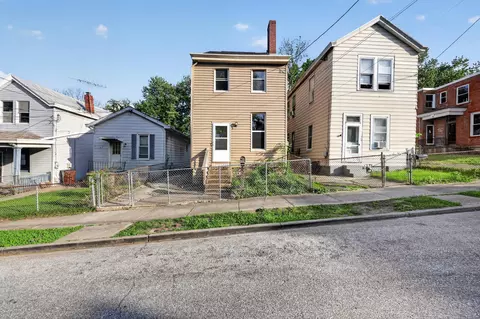 621 W Watkins St, Covington, KY 41011