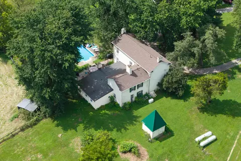 View/Area - 7812 E Bend Rd, Burlington, KY 41005 photo 13 of 15