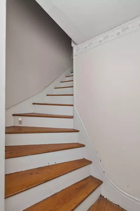 Entry Way - 7812 E Bend Rd, Burlington, KY 41005 photo 6 of 7