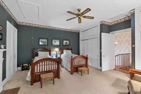 Bedroom - 7812 E Bend Rd, Burlington, KY 41005 photo 3 of 6
