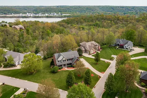 720 Broomtail Ln, Hebron, KY 41048