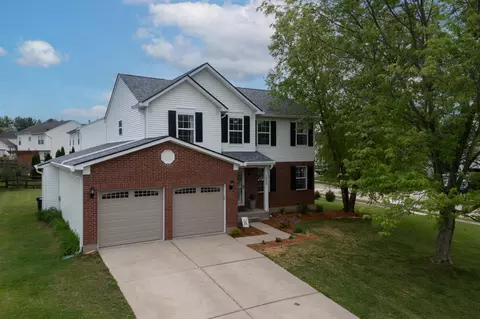1930 Nettlewood Ct, Hebron, KY 41048