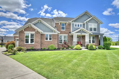 818 Carrieview Dr, Crescent Springs, KY 41017