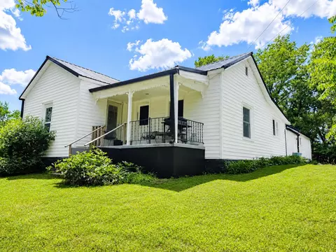 8585 Dixie Hwy, Williamstown, KY 41097