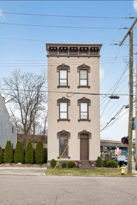 Exterior - 501 Johnson St, Covington, KY 41011 photo 2 of 9
