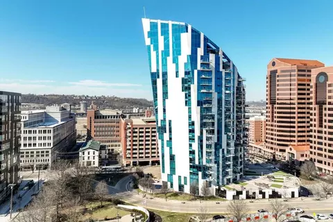 1 Roebling Way #1106, Covington, KY 41011