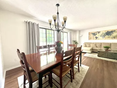 Dining - 202 Shaker Heights Ln, Crestview Hills, KY 41017 photo 1 of 2