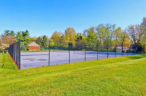 Exterior - 202 Shaker Heights Ln, Crestview Hills, KY 41017 photo 5 of 5