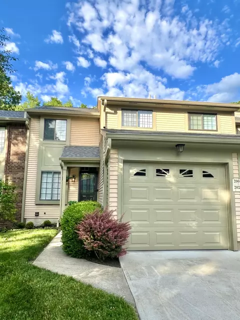 202 Shaker Heights Ln, Crestview Hills, KY 41017