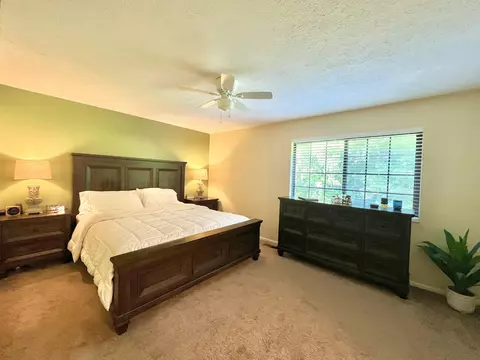 Bedroom - 202 Shaker Heights Ln, Crestview Hills, KY 41017 photo 1 of 3