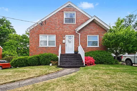 411 Swan Cir, Elsmere, KY 41018