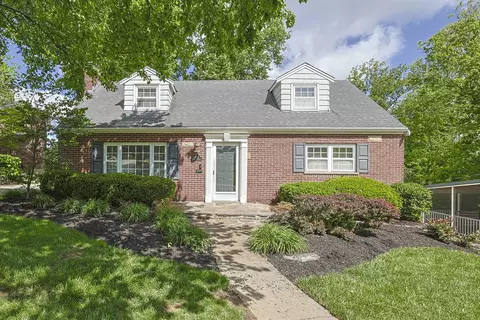 1067 Lawton Rd, Park Hills, KY 41011